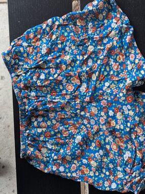 Vintage Blue Floral Elastic Waist Shorts